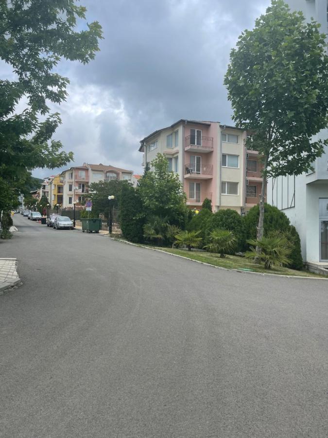 Le Premiére Randevu Daire Sveti Vlas Dış mekan fotoğraf
